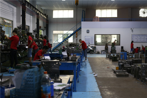 旭錦塑膠模具，注塑模具